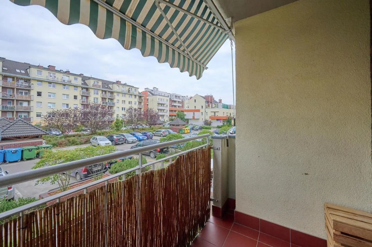 Convenient Apartment Mosiezna 7 By Noclegi Renters Wrocław Polska